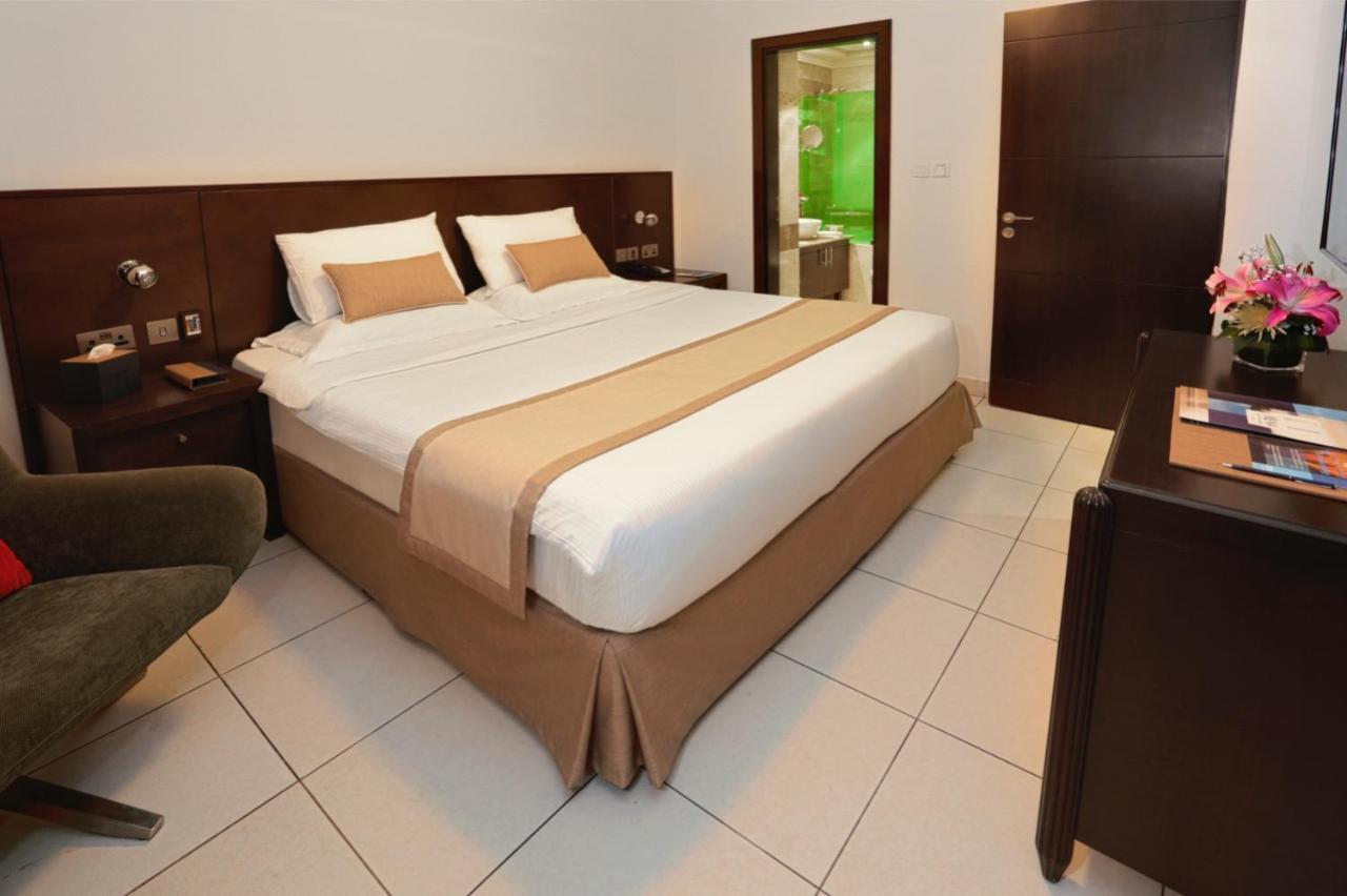 Mena Aparthotel Albarsha At The Mall Dubai Exterior foto